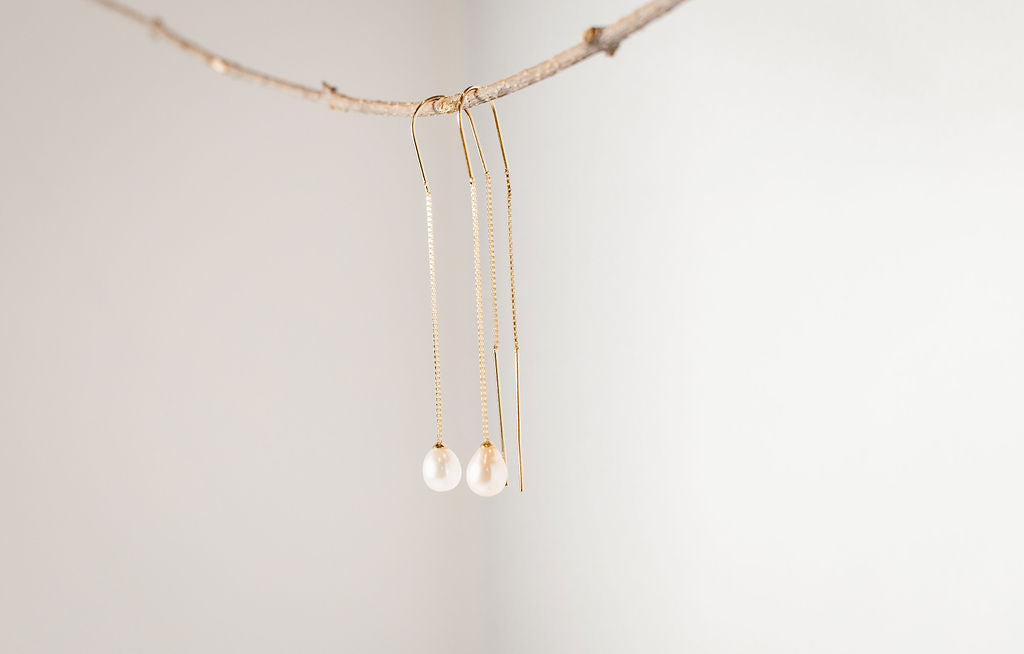 Dangle Pearl Earrings