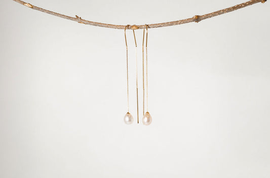 Dangle Pearl Earrings